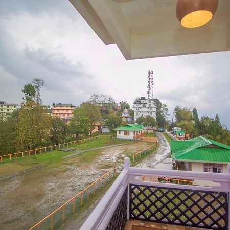 The Pelling Resort Exteriör bild